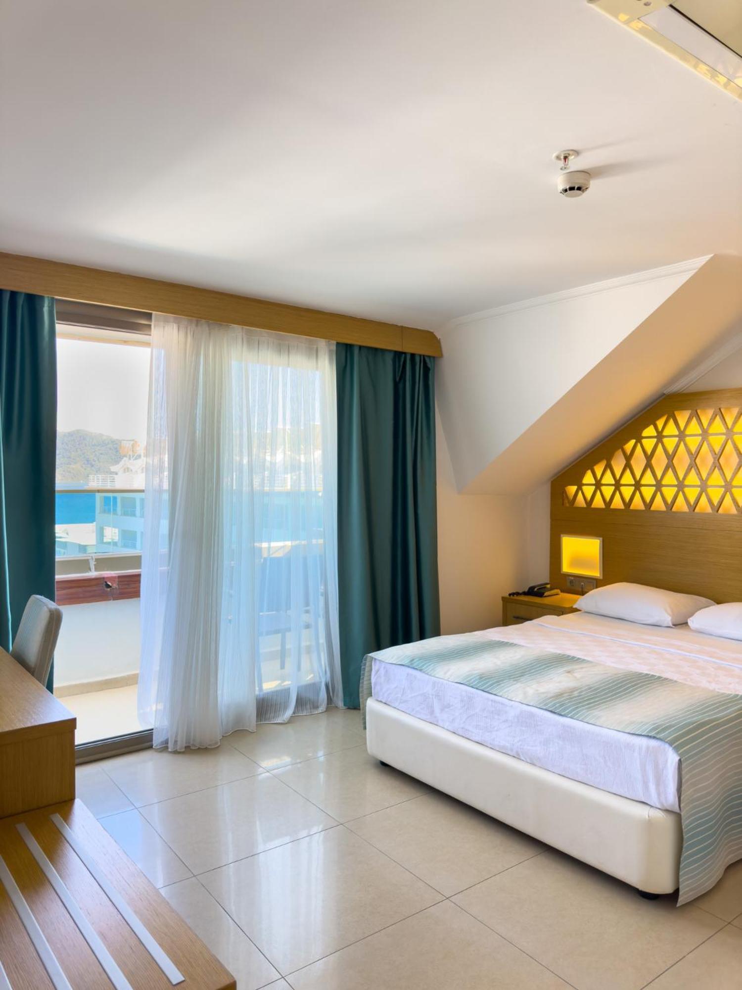 Aurasia Design Hotel Μαρμαρίς Εξωτερικό φωτογραφία